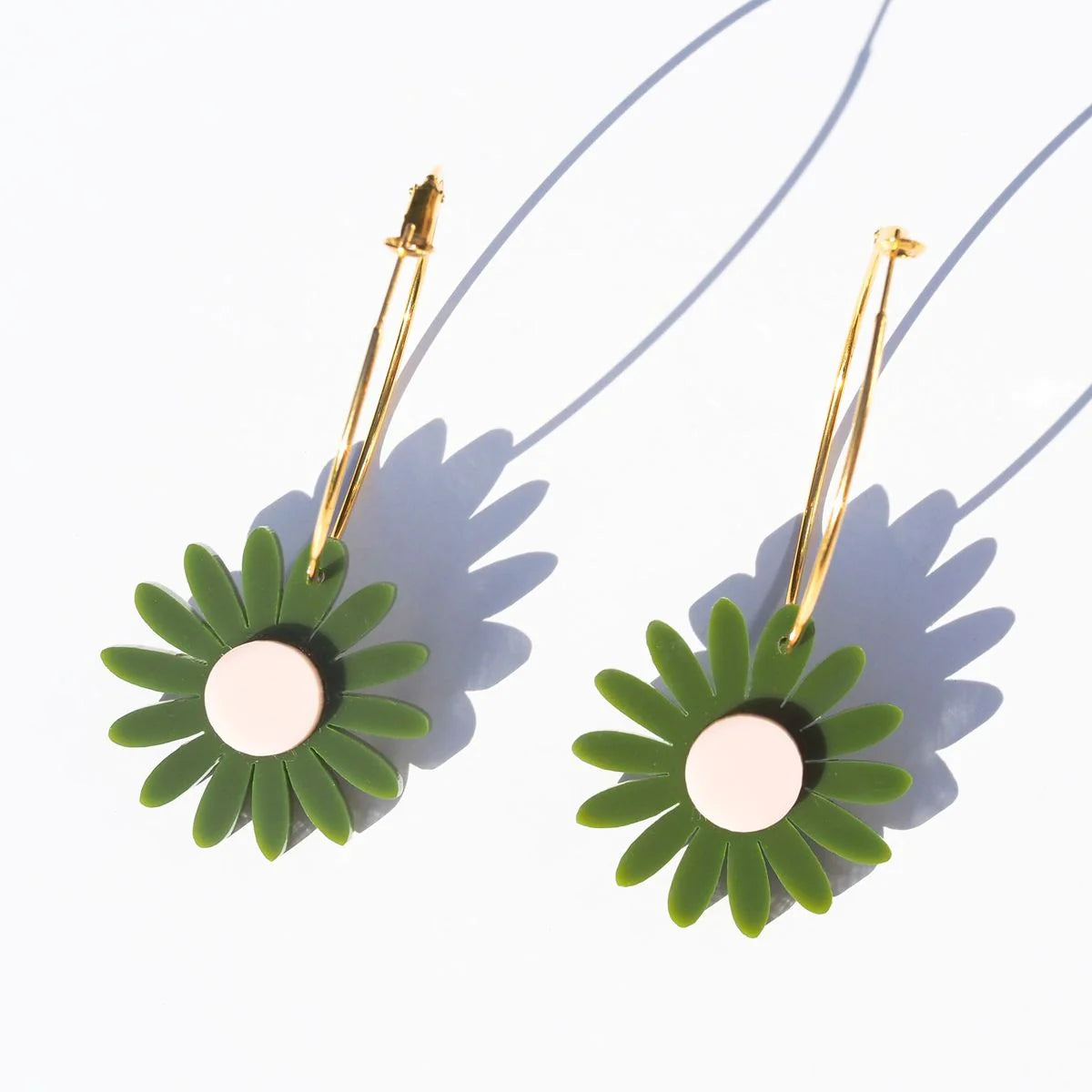 Daisy Earrings Olive Green Jumbled