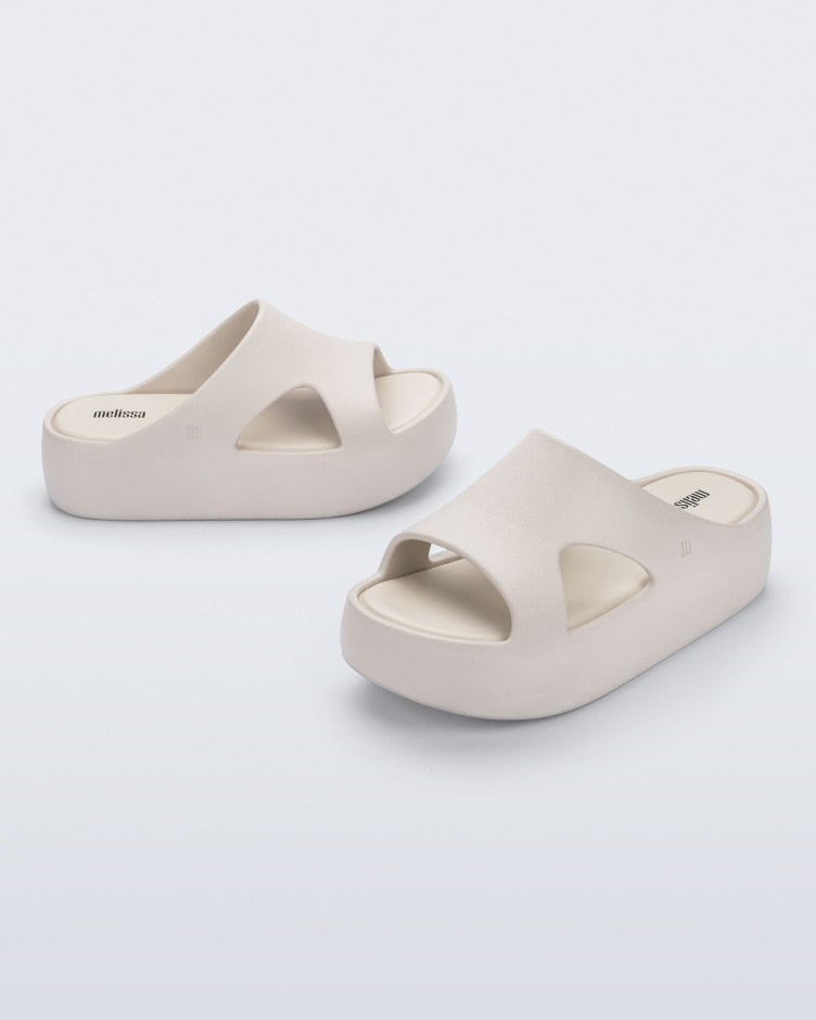 Melissa Free Cut Out Platform - Beige